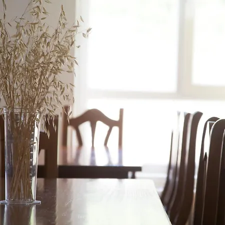 De Хостел Саберо