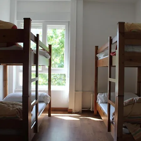 De Хостел Саберо